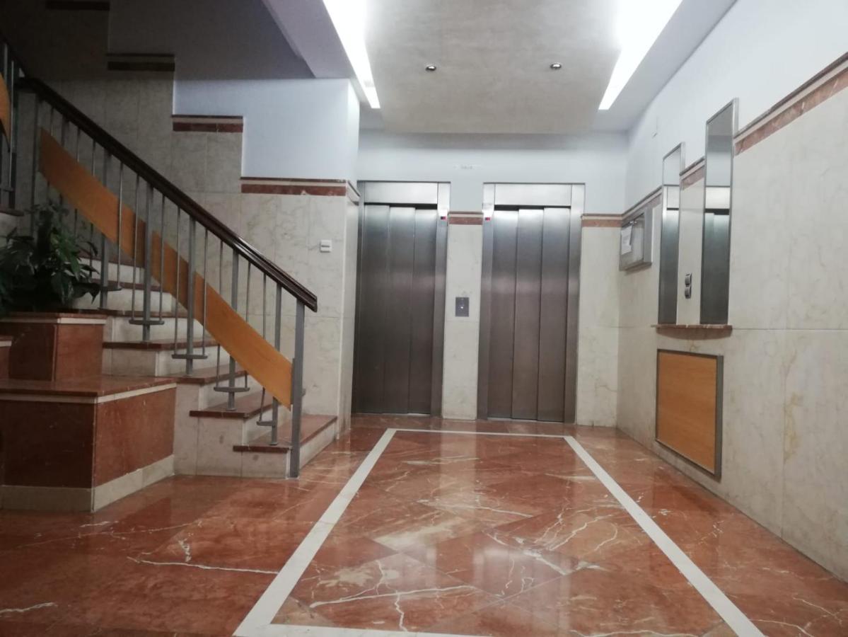 Апартаменты Apartamento Con Encanto 'Larios Luxy' Малага Экстерьер фото